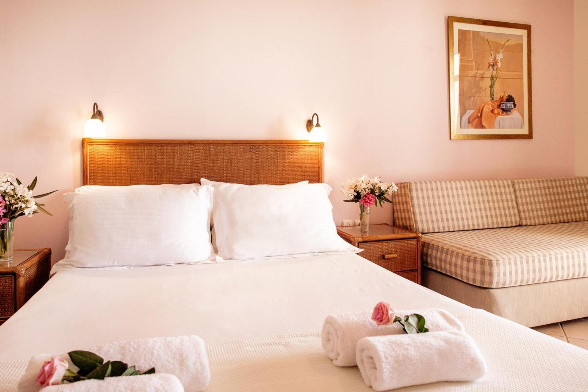 פוסידי Hotel Paralio מראה חיצוני תמונה